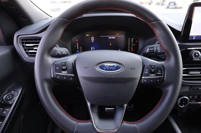 Certified 2023 Ford Escape ST-Line w/ Equipment Group 301A FWD image 11