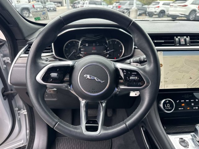 Used 2023 Jaguar F-PACE S AWD/4WD image 22