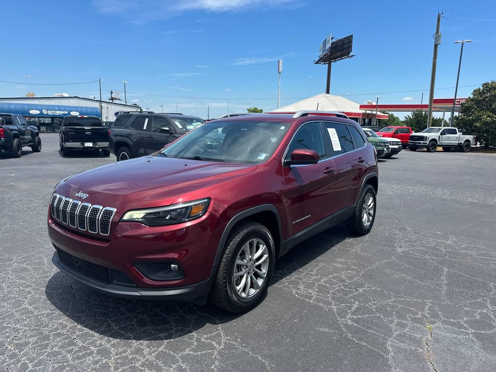 Used 2021 Jeep Cherokee Latitude Lux w/ Comfort/Convenience Group AWD/4WD image 3