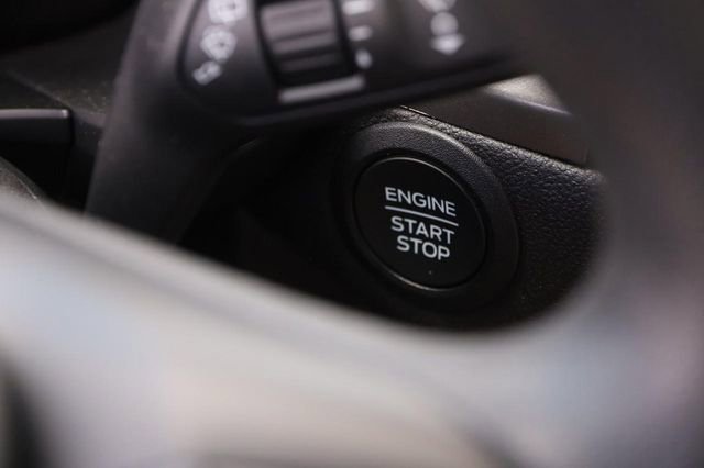 Certified 2025 Ford Escape Active AWD/4WD image 14