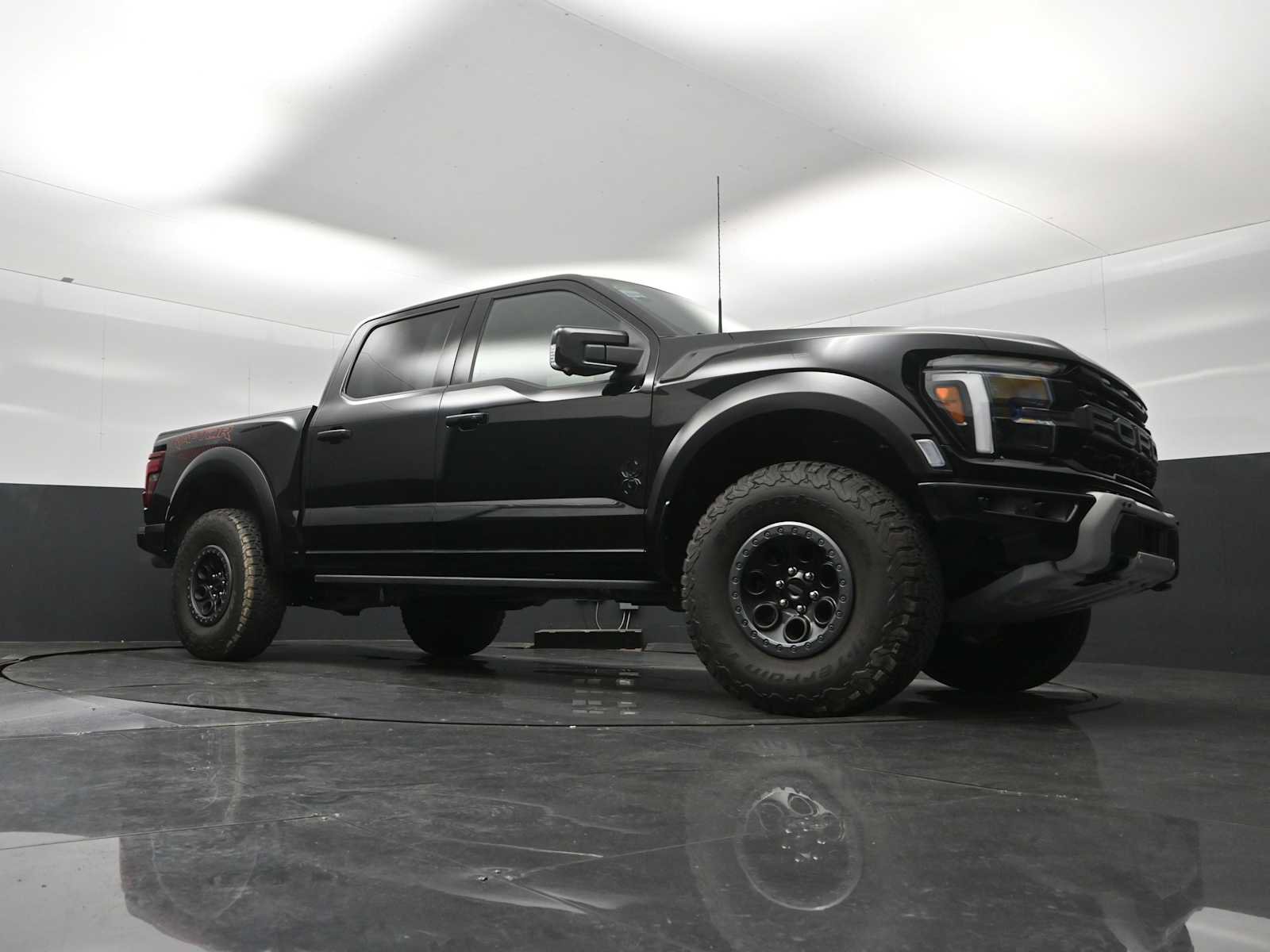 Certified 2025 Ford F150 Raptor AWD/4WD image 56