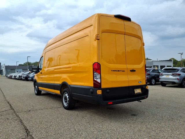 Certified 2026 Ford Transit 250 148 High Roof Extended w/ Load Area Protection Package RWD image 5