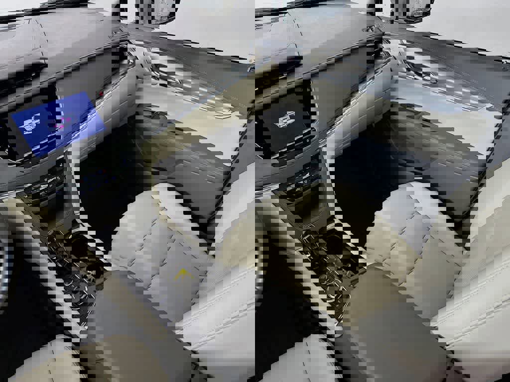 Used 2022 Cadillac XT5 Premium Luxury image 14