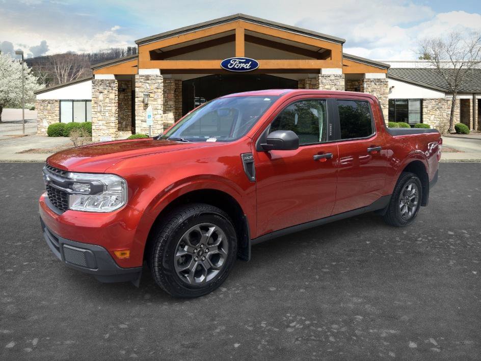 Certified 2022 Ford Maverick XLT w/ Equipment Group 300A Standard AWD/4WD image 1