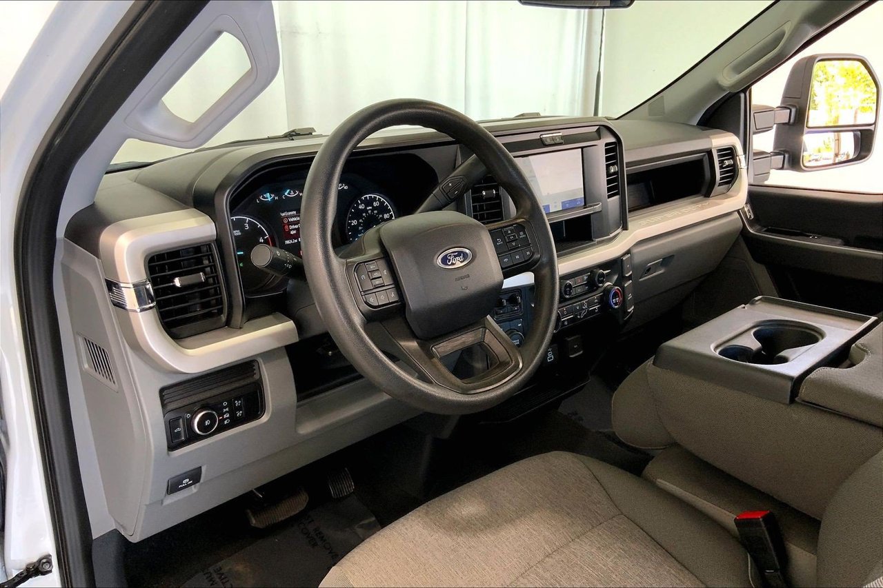 Certified 2025 Ford F350 XL w/ STX Appearance Package AWD/4WD image 14
