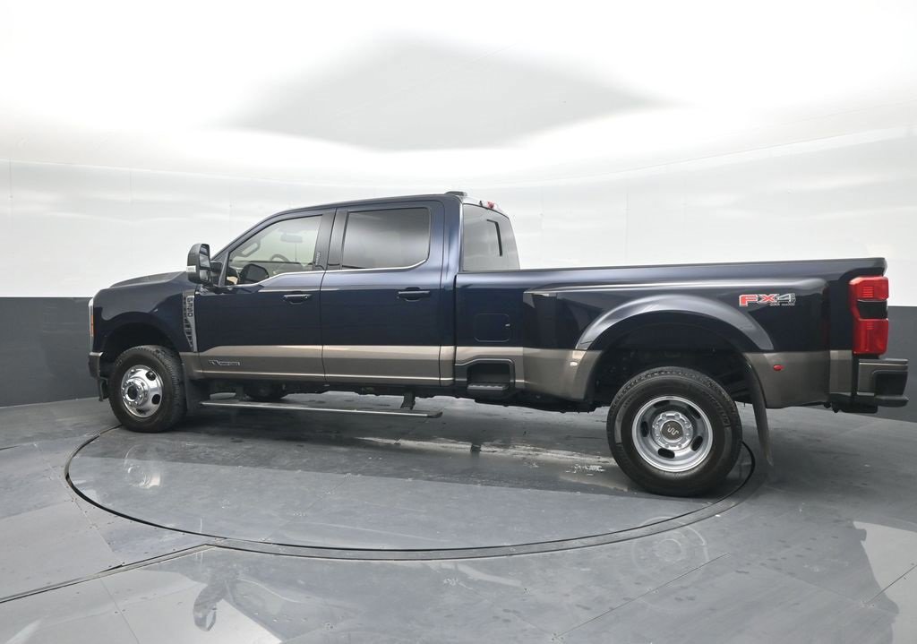 Certified 2023 Ford F350 King Ranch w/ FX4 Off-Road Package image 4