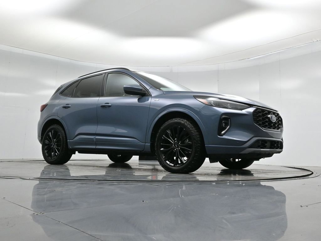 Certified 2023 Ford Escape ST-Line Elite image 2