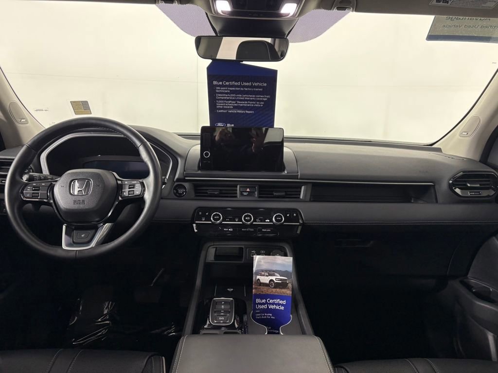 Used 2025 Honda Pilot Elite image 27