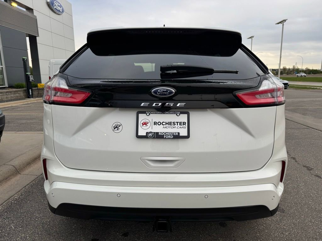 Certified 2024 Ford Edge ST-Line w/ Class II Trailer Tow Package AWD/4WD image 32