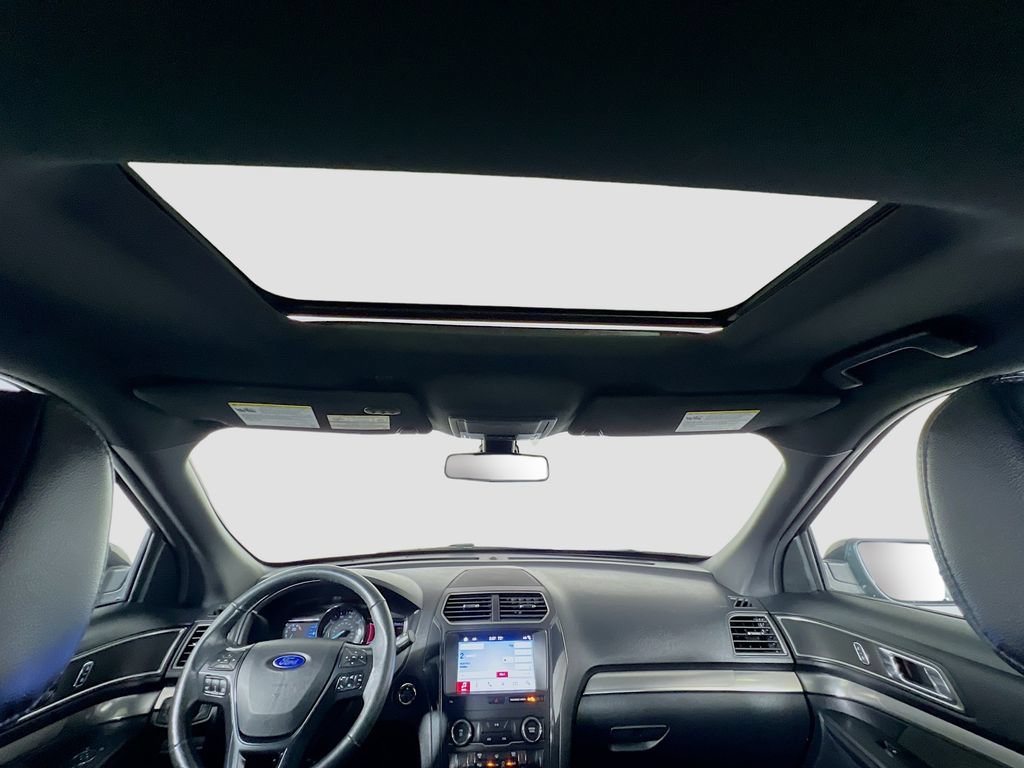 Certified 2019 Ford Explorer XLT w/ Equipment Group 202A AWD/4WD image 42