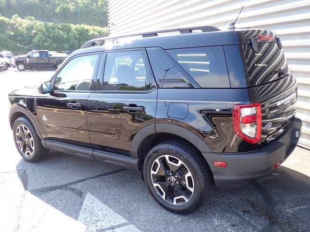 Certified 2023 Ford Bronco Sport Outer Banks w/ Tech Package AWD/4WD image 4