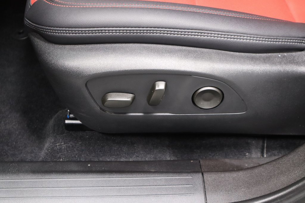 Used 2025 Chevrolet Equinox EV RS image 23