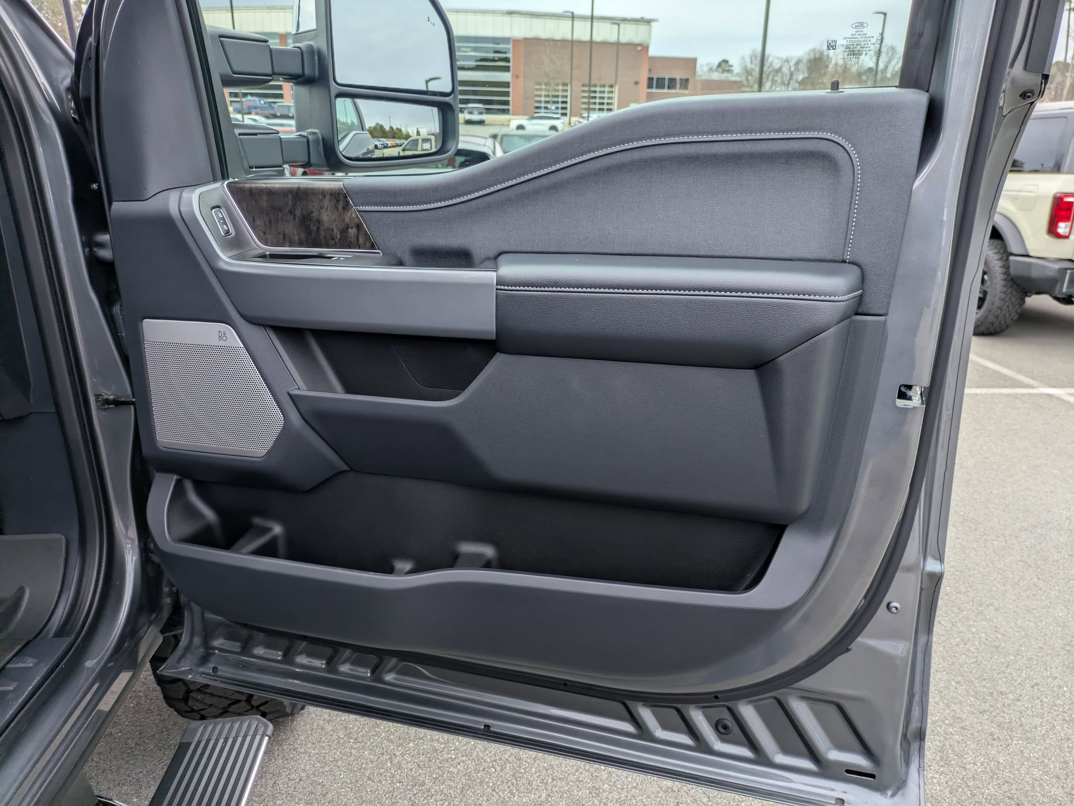 Certified 2024 Ford F250 Lariat w/ Lariat Ultimate Package image 46