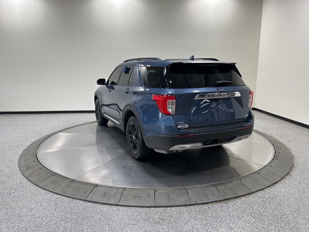 Certified 2020 Ford Explorer XLT w/ Equipment Group 202A AWD/4WD image 9