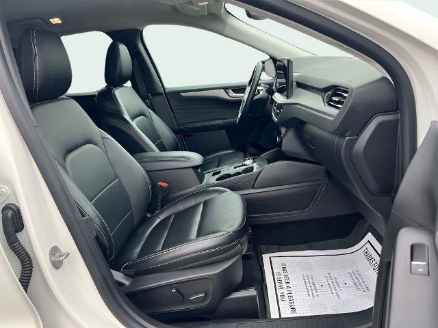 Certified 2023 Ford Escape Platinum AWD/4WD image 19