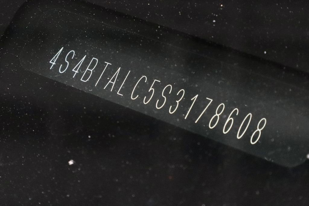 Used 2025 Subaru Outback Onyx Edition image 34