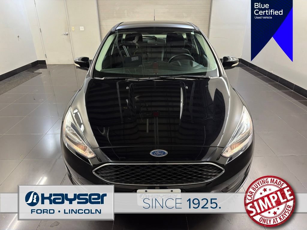 Certified 2018 Ford Focus SE w/ Cold Weather Package FWD image 2