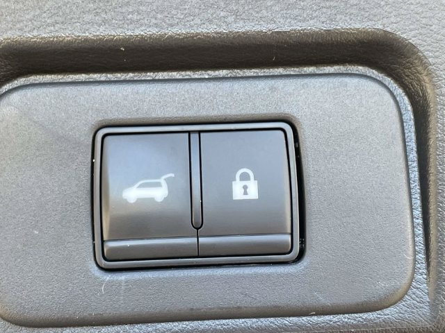Used 2026 Nissan Rogue SV w/ Rock Creek Premium Package AWD/4WD image 10
