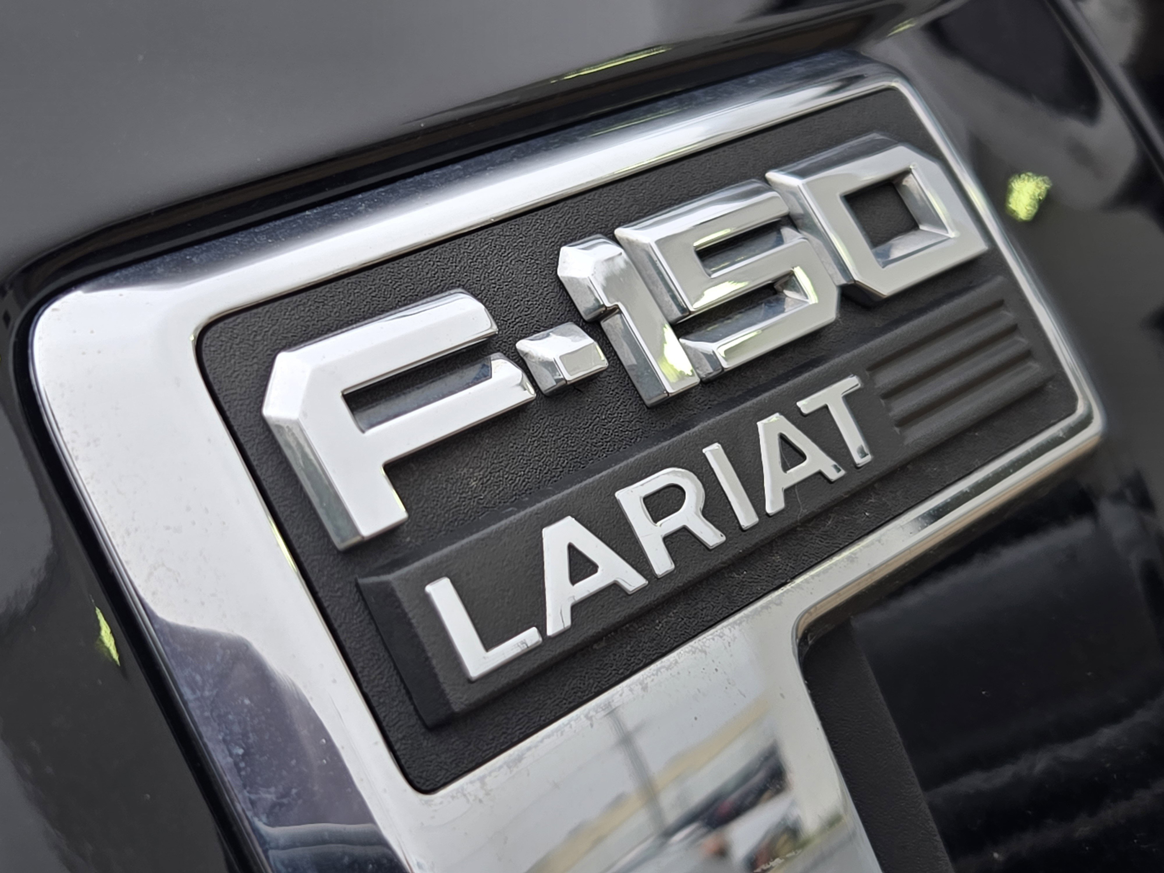 Certified 2023 Ford F150 Lariat w/ Equipment Group 502A High image 8