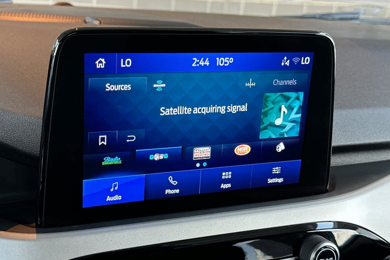 Certified 2022 Ford Escape SEL w/ Technology Package AWD/4WD image 18