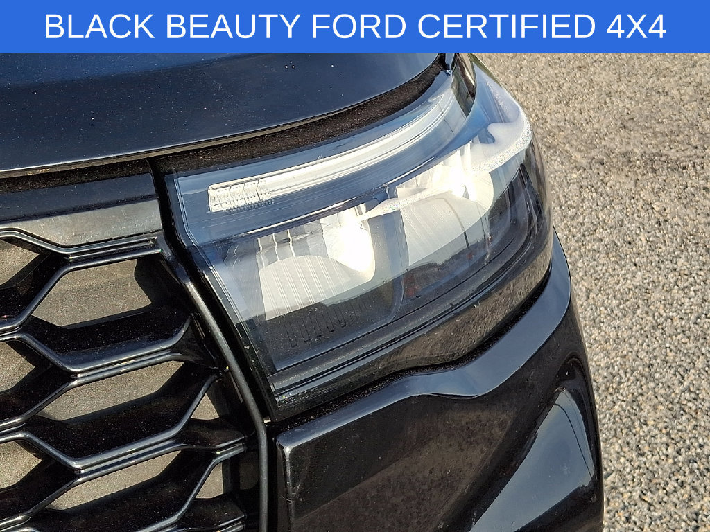 Certified 2025 Ford Explorer ST-Line AWD/4WD image 9