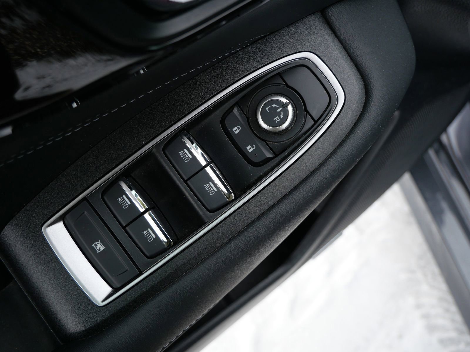 Used 2022 Subaru Legacy Limited image 14