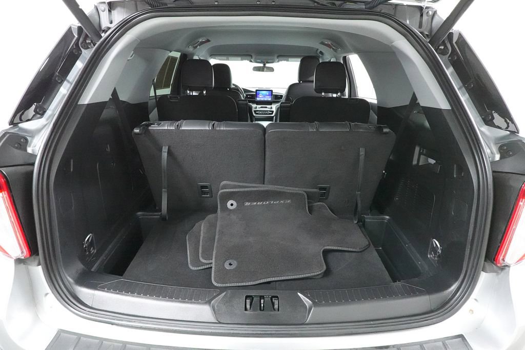 Certified 2024 Ford Explorer XLT w/ Equipment Group 202A AWD/4WD image 28