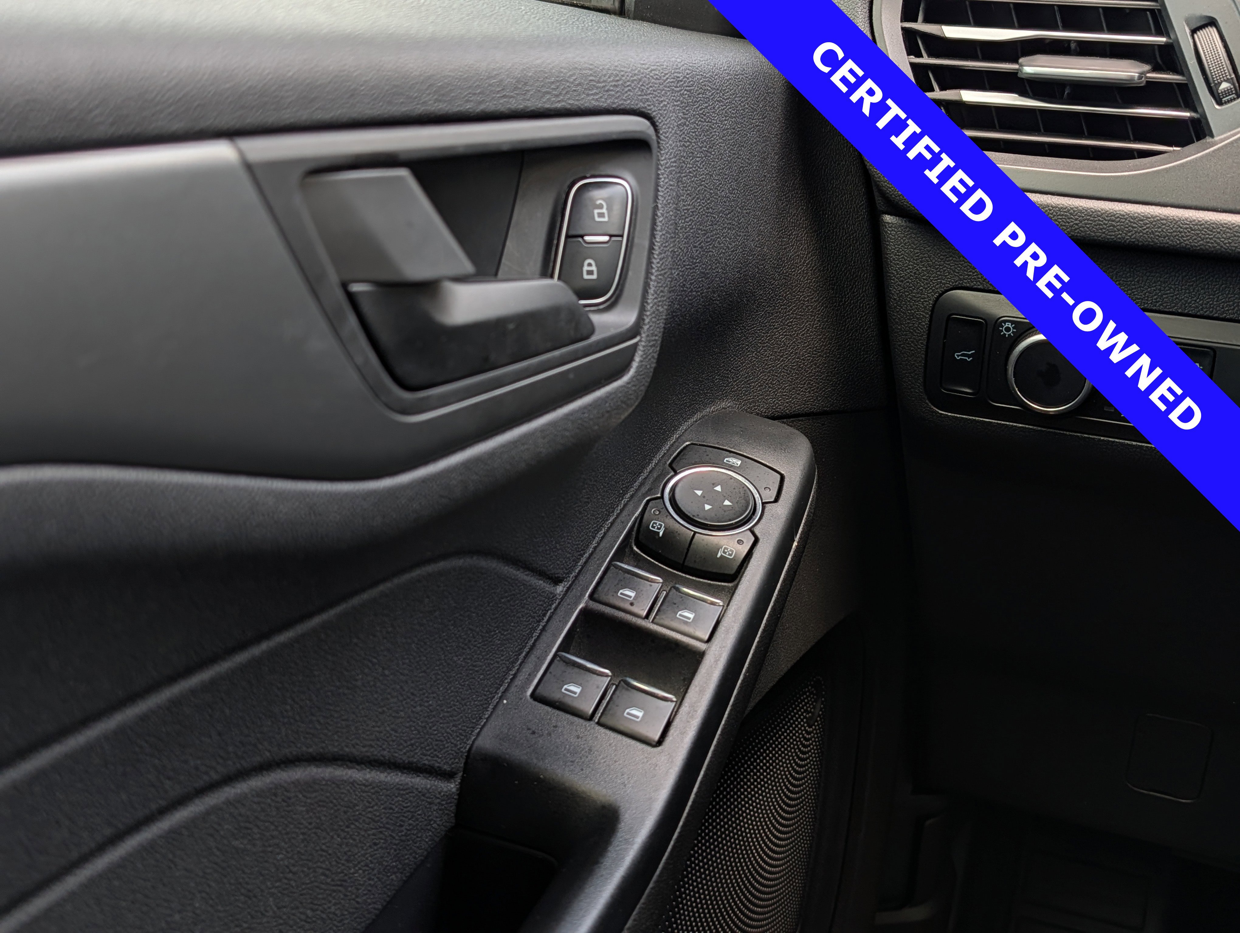 Certified 2023 Ford Escape Active FWD image 24