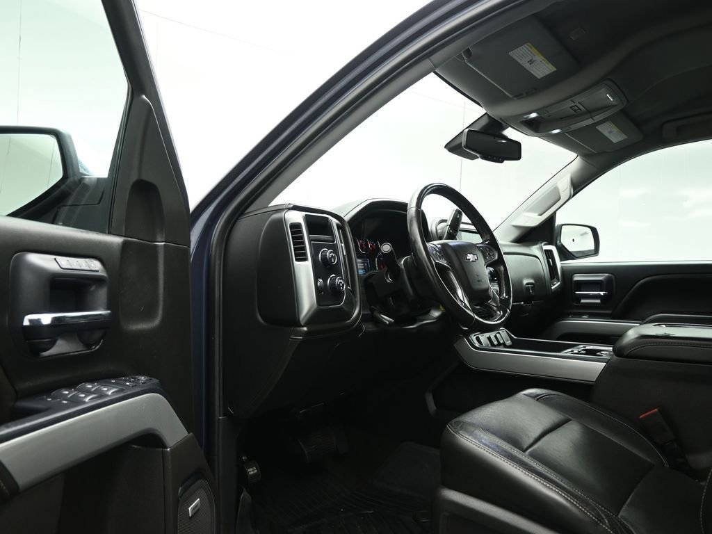 Used 2018 Chevrolet Silverado 1500 LTZ Z71 w/ Centennial Edition image 33