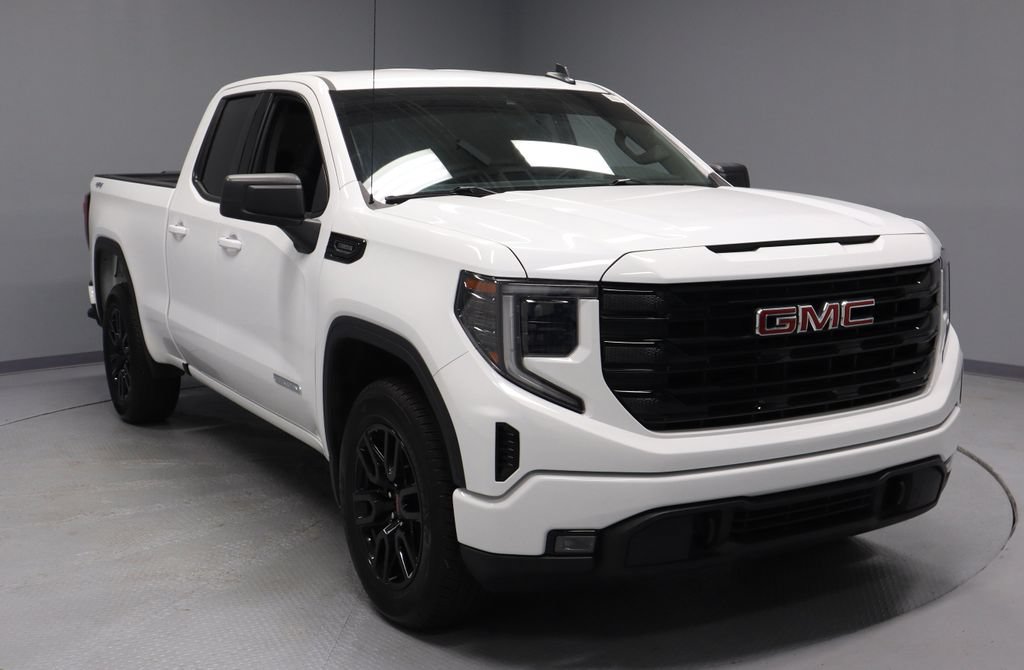 Used 2025 GMC Sierra 1500 Elevation AWD/4WD image 1