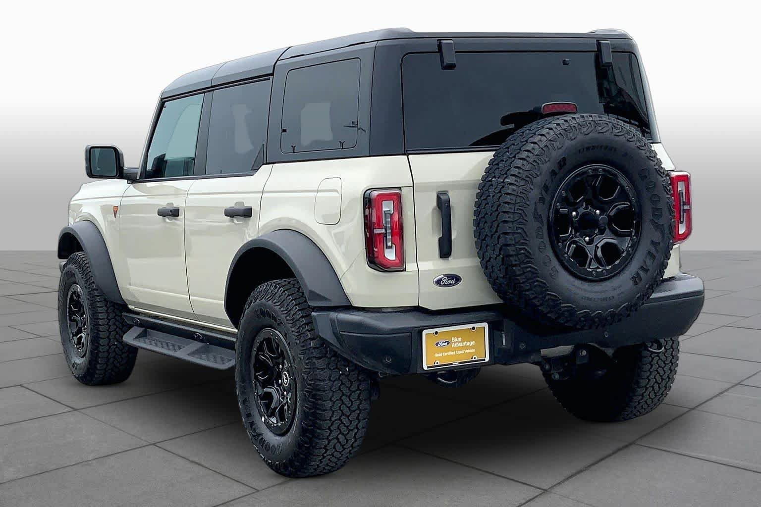 Certified 2025 Ford Bronco Badlands AWD/4WD image 12