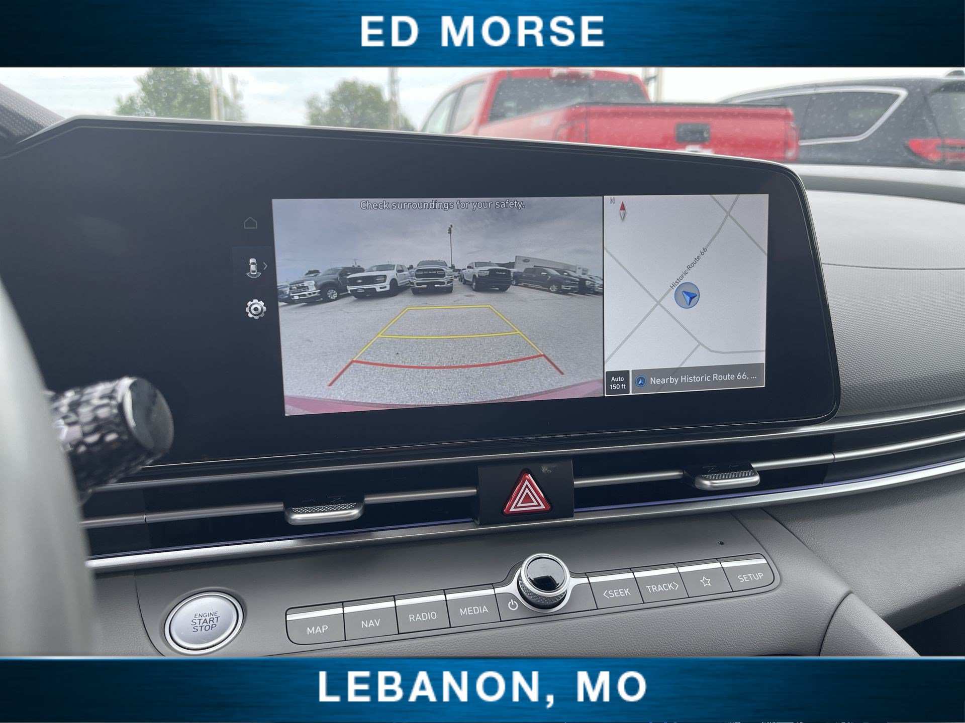 Used 2025 Hyundai Elantra SEL FWD image 14