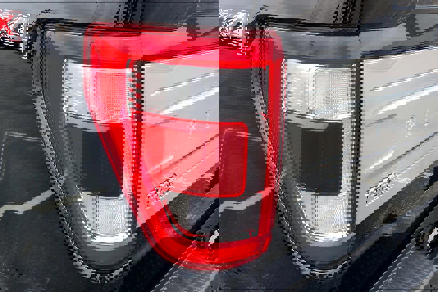 Certified 2023 Ford F150 Platinum image 25