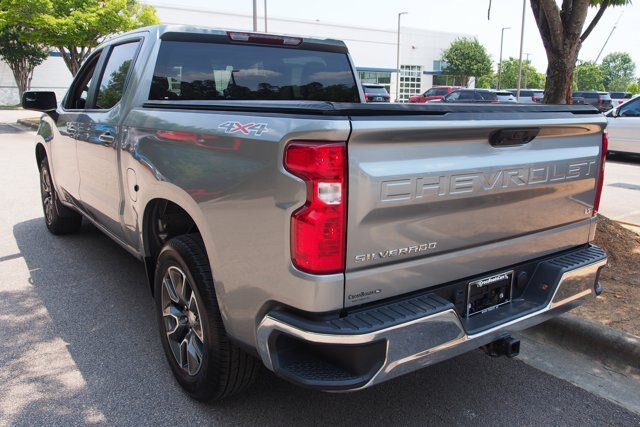 Used 2023 Chevrolet Silverado 1500 LT AWD/4WD image 5
