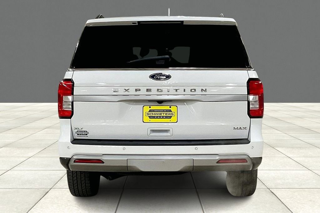 Certified 2024 Ford Expedition Max XLT image 3