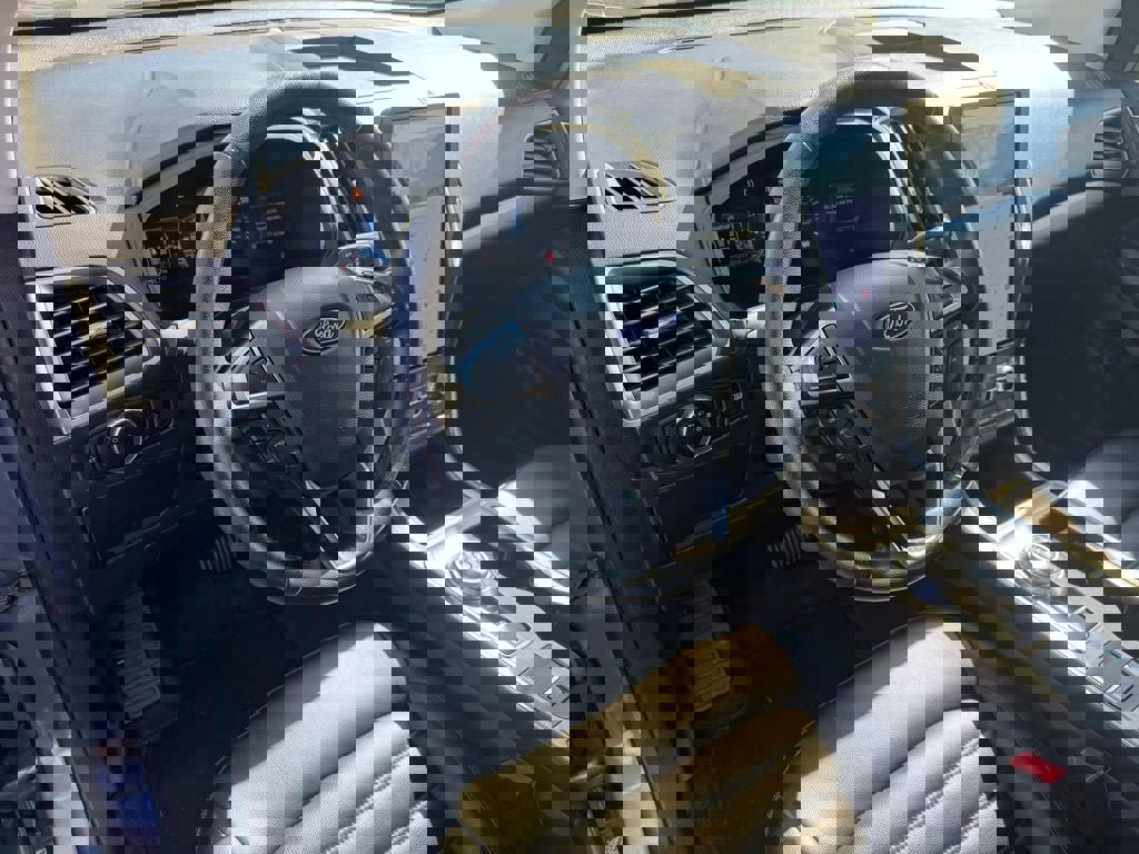 Certified 2023 Ford Edge SEL image 19