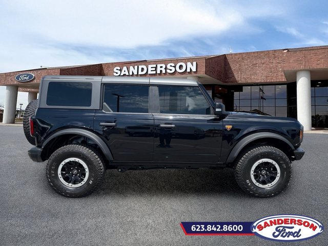 Certified 2022 Ford Bronco Badlands AWD/4WD image 2