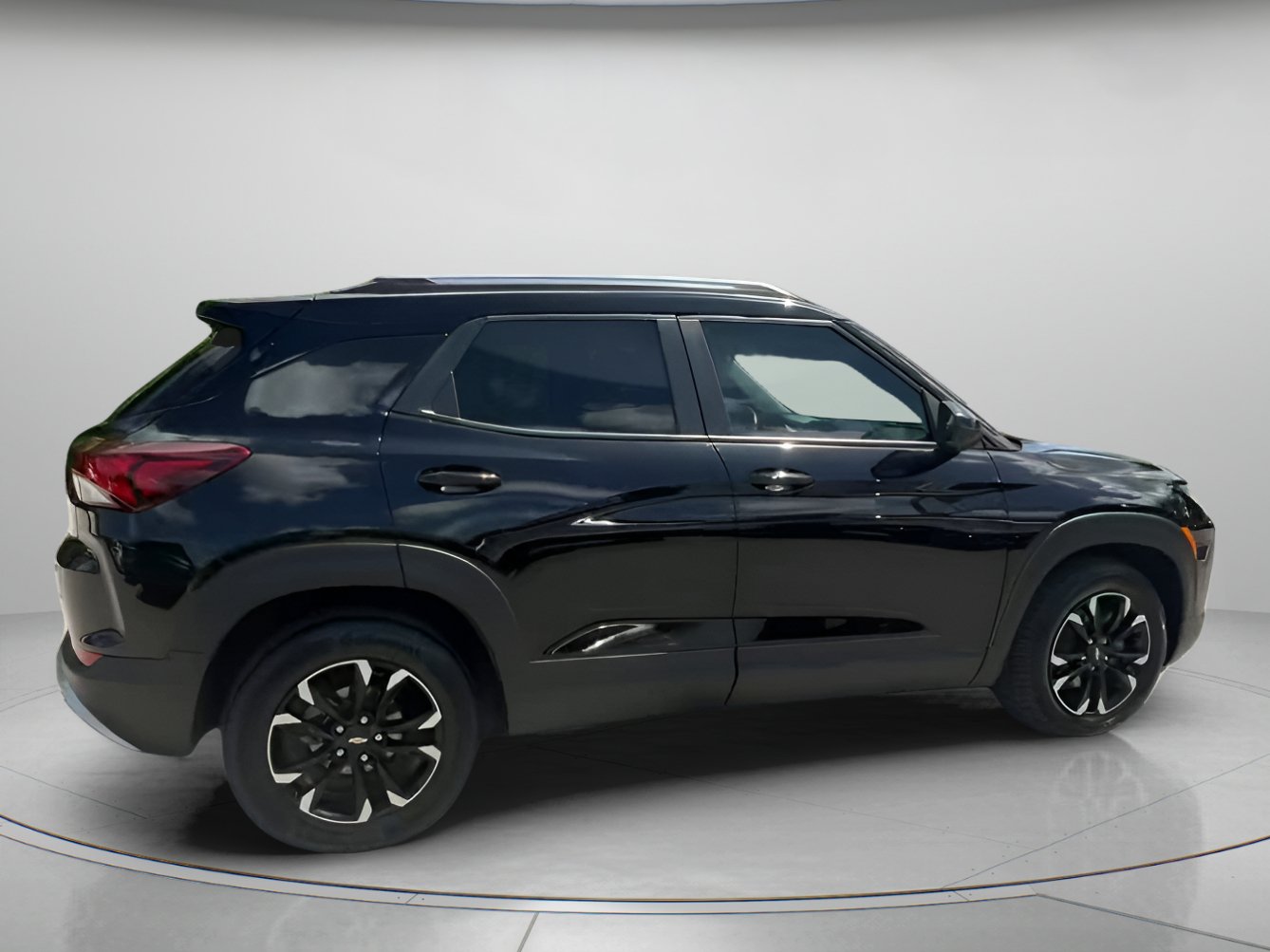 Used 2022 Chevrolet TrailBlazer LT FWD image 32