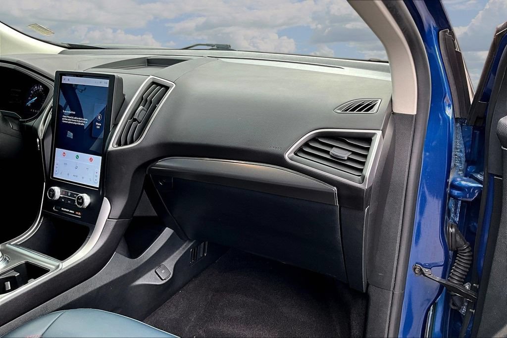 Certified 2024 Ford Edge SEL w/ Sport Appearance Package AWD/4WD image 28