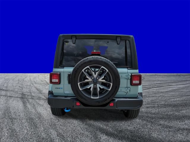 Used 2024 Jeep Wrangler Unlimited w/ LED Headlamp & Fog Lamp Group AWD/4WD image 5
