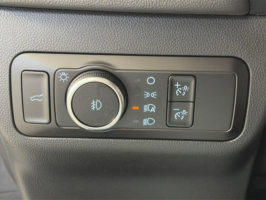 Certified 2025 Ford Escape ST-Line Select AWD/4WD image 24
