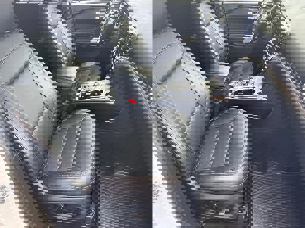 Certified 2022 Ford Explorer Limited w/ Hybrid Equipment Group 310A image 12