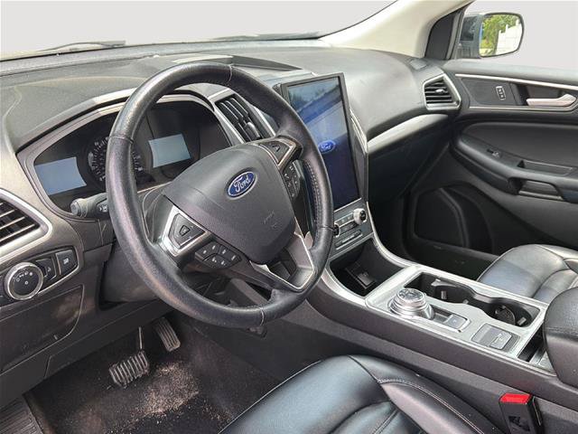 Certified 2024 Ford Edge SEL AWD/4WD image 9