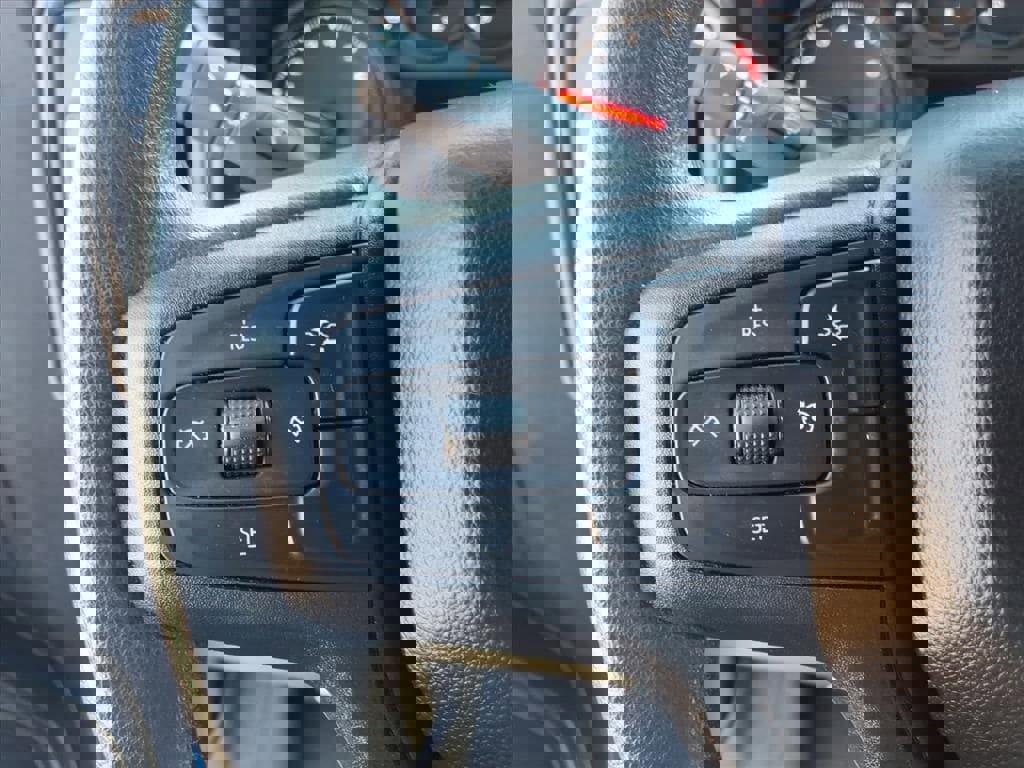 Used 2025 Chevrolet Silverado 1500 Custom image 23