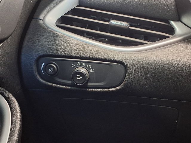Used 2024 Chevrolet Malibu LT FWD image 18