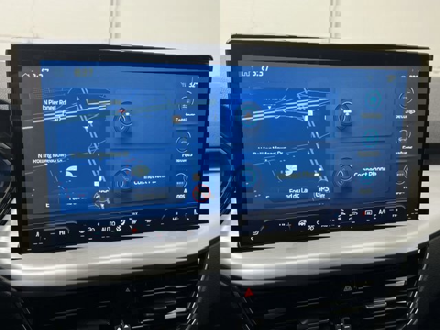 Certified 2024 Ford Escape Platinum image 26