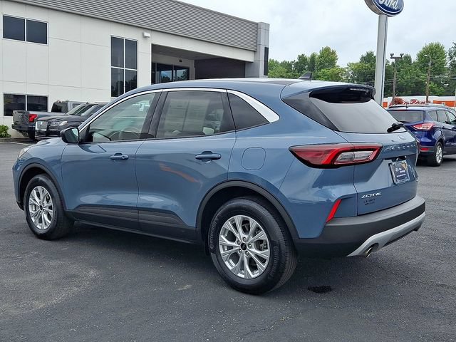 Certified 2024 Ford Escape Active AWD/4WD image 4