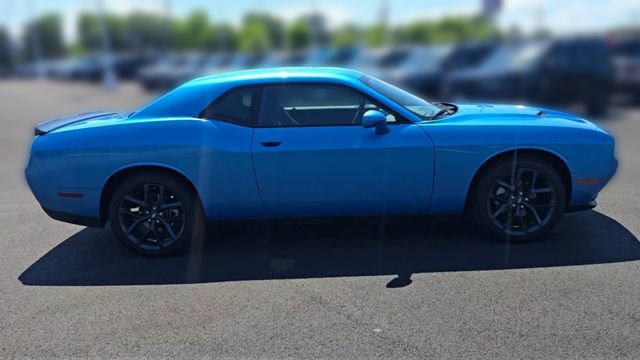 Used 2023 Dodge Challenger SXT w/ Blacktop Package RWD image 2