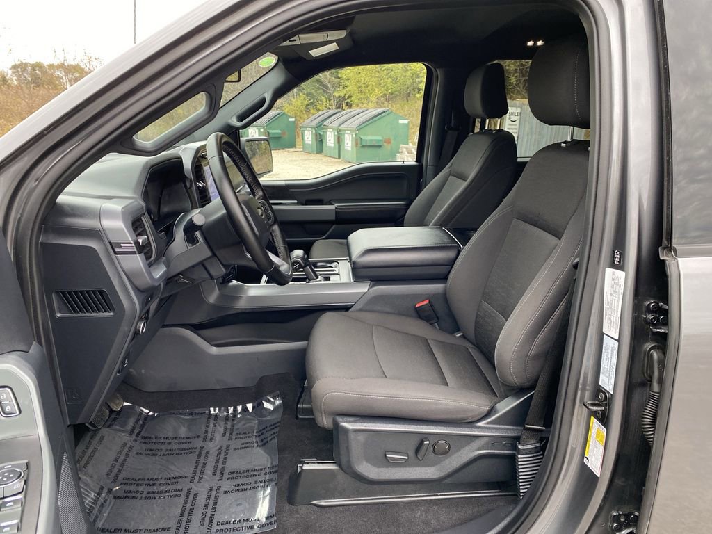 Certified 2025 Ford F150 XLT w/ Equipment Group 302A MID image 5