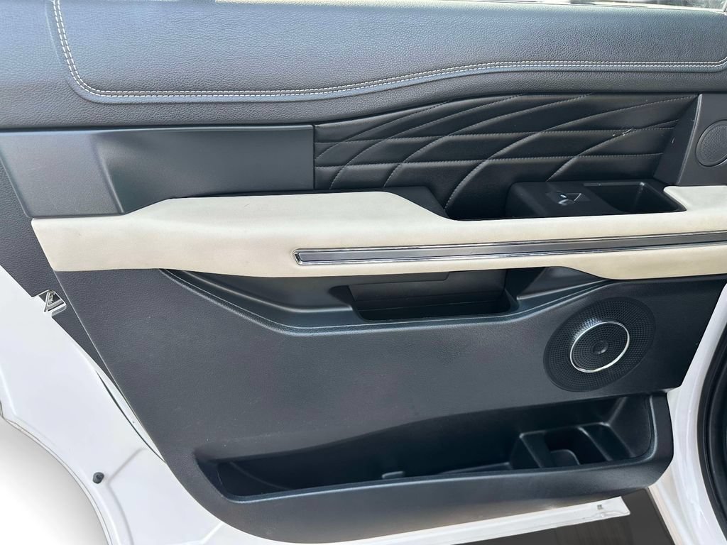 Certified 2019 Ford Expedition Max Platinum AWD/4WD image 12